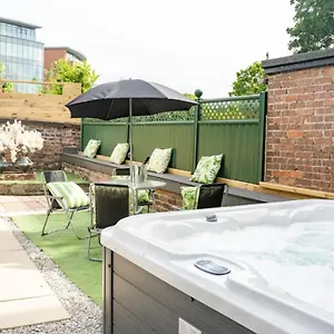 No22 Racecourse Townhouse , Chester United Kingdom
